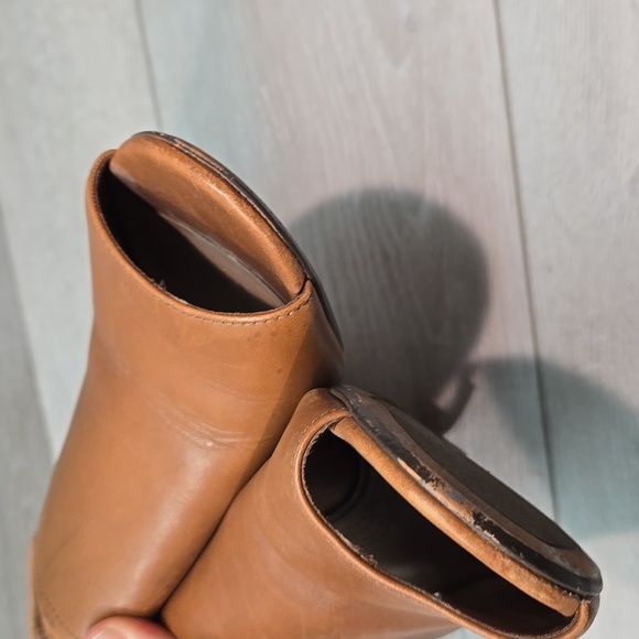 Clarks Collection  Women's Soft Cushion Peep Toe Heels Shoes Sz 10M - Picture 4 of 12